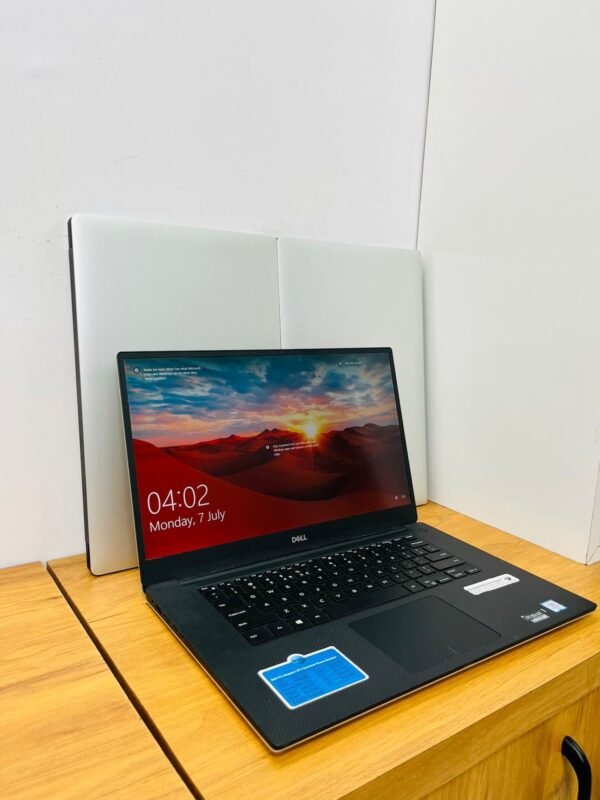 Dell Precision 5540 | Intel Core i7 9th Gen | Mobile Workstation Laptop - Image 2