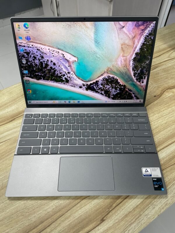 Slimmest laptop Dell inspion i3 5310