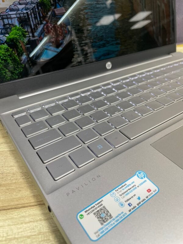 Hp pavilion 15 silver i5 12 th - Image 3