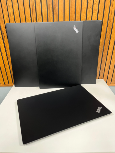 Lenovo ThinkPad E580 15.6 inch large screen laptop for office use
