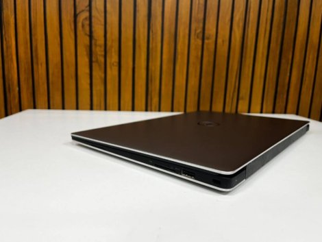 dell-xps-13-9360-ultrabook.jpg