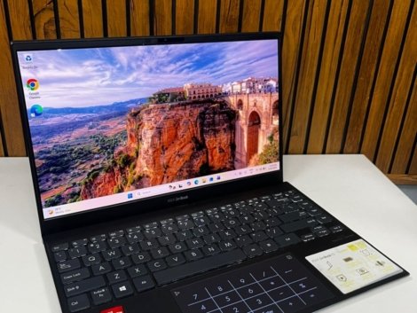 Asus ZenBook 13 thin and lightweight laptop with 13-inch display