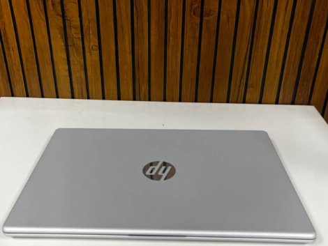 HP OmniBook 3 laptop with AMD Ryzen AI processor and Full HD display