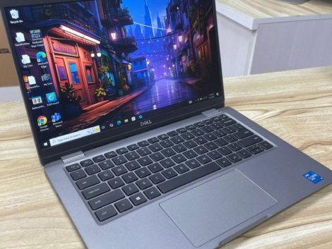 Dell Latitude 5320 13.3-inch FHD business laptop with Intel Core i5 11th Gen processor, slim design, backlit keyboard and professional build