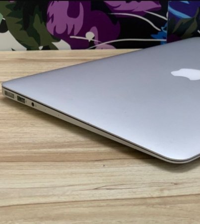 MacBook Air Intel Core i5 13-inch display lightweight laptop